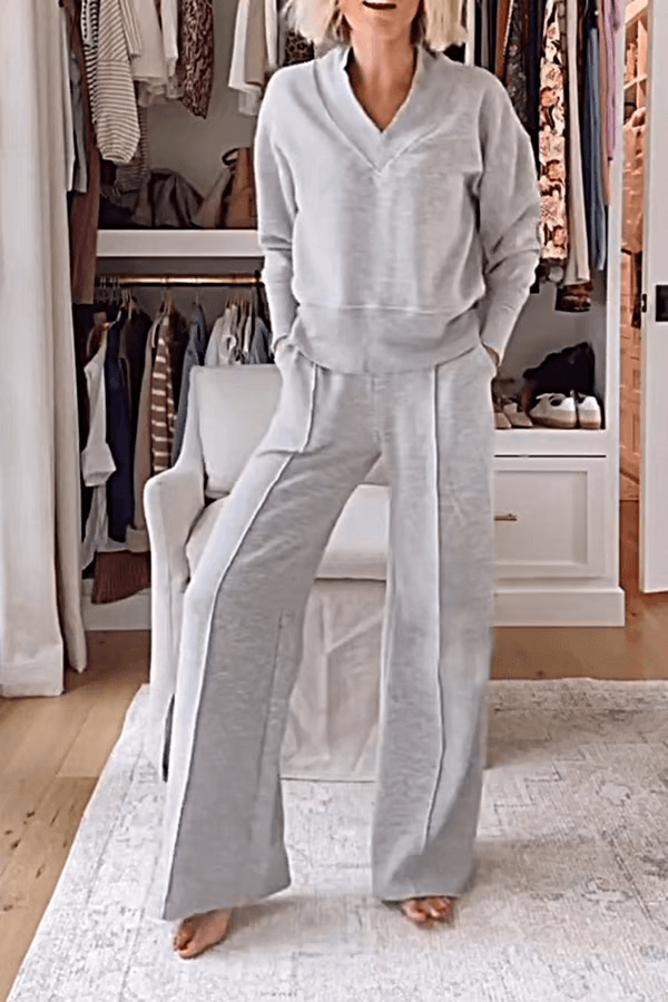 💖💖Women's Solid Color V-neck Top & Pants Two-piece Set